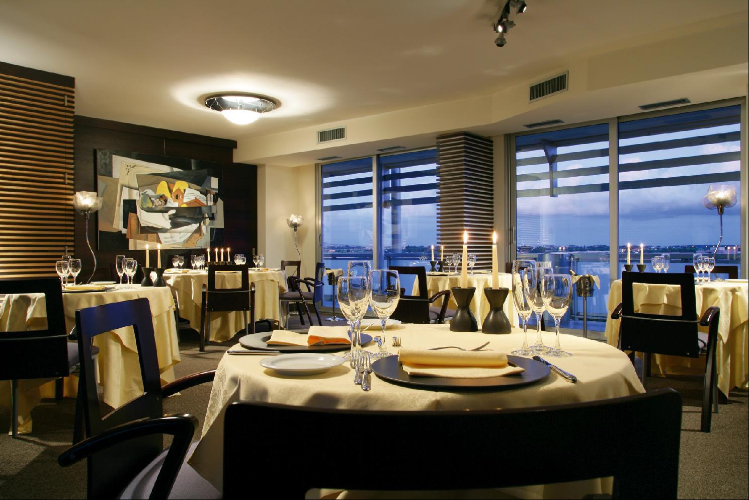 Occidental Aran Park Hotel Roma Restaurant foto