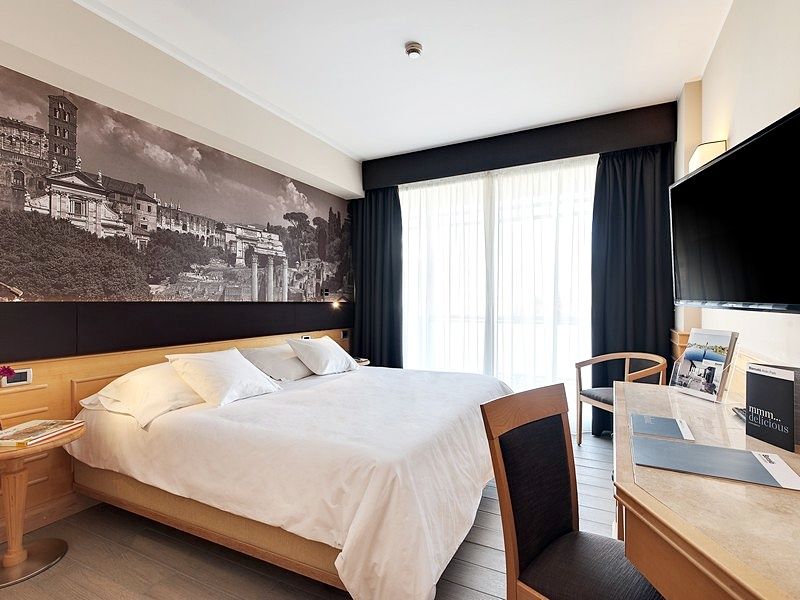 Occidental Aran Park Hotel Roma Exterior foto