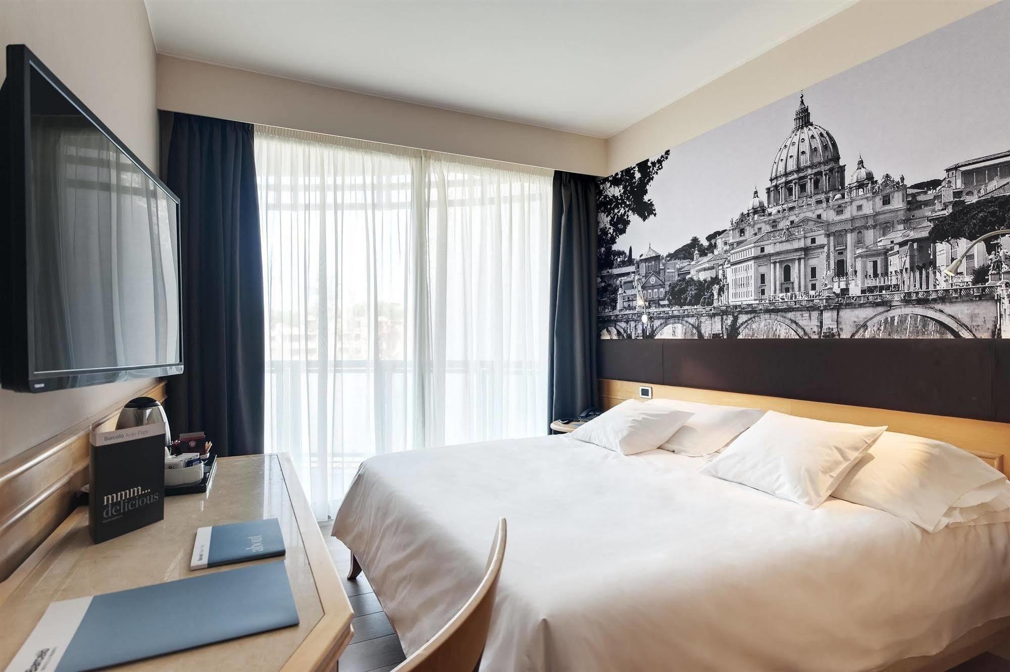 Occidental Aran Park Hotel Roma Exterior foto
