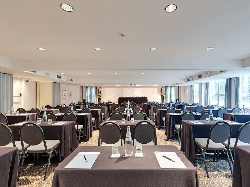 Occidental Aran Park Hotel Roma Exterior foto
